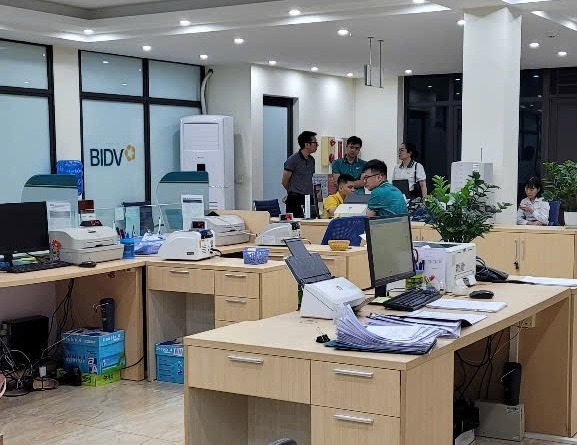Quảng Ninh: Công an chốt chặn truy tìm kẻ cướp ngân hàng